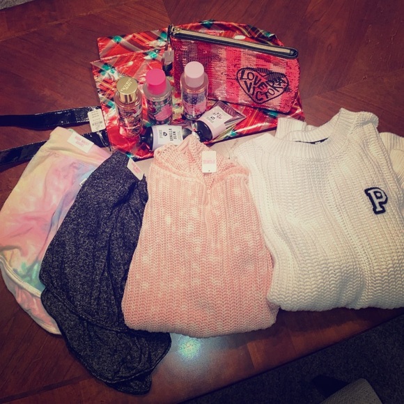 Victoria secret NWT bundle - Picture 1 of 7